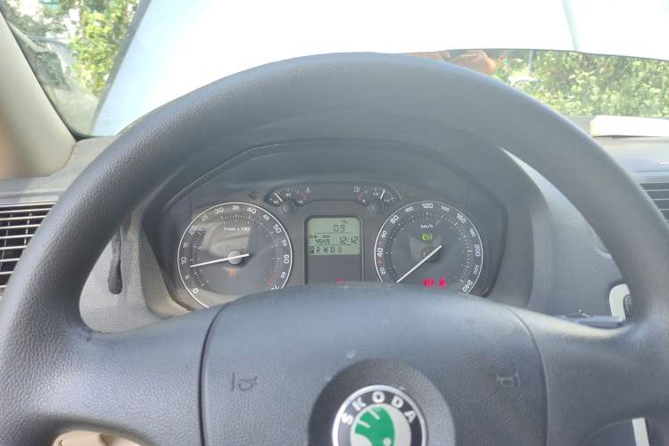 Used Skoda Octavia 2009 1.6L Automatic Elegance Edition Instrument Cluster