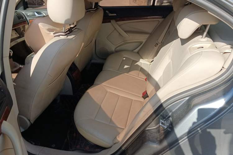 Used Skoda Octavia 2009 1.6L Manual Yizun Edition Left Rear Seat
