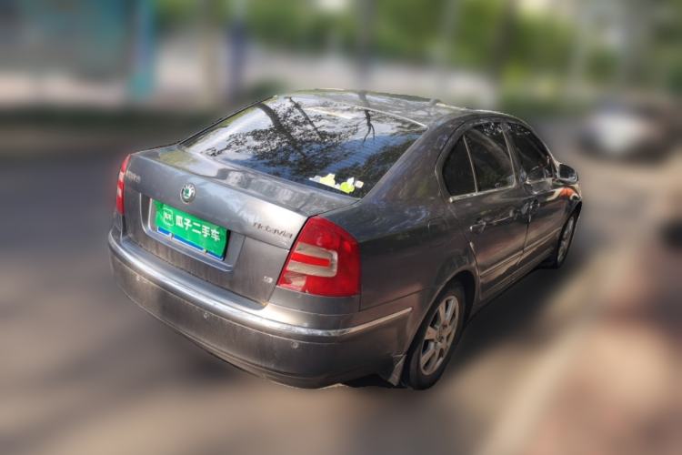 Used Skoda Octavia 2009 1.6L Manual Elegance Edition Rear Right 45 Deg