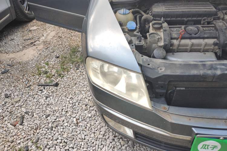 Used Skoda Octavia 2009 1.6L Automatic Elegance Edition Right Front Headlight