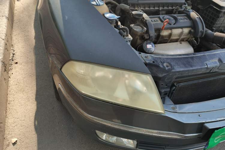 Used Skoda Octavia 2009 1.6L Manual Elegance Edition Right Front Headlight