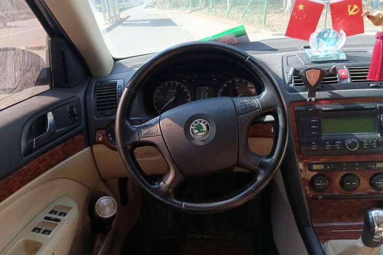 Used Skoda Octavia 2009 1.6L Manual Yizun Edition Steering Wheel