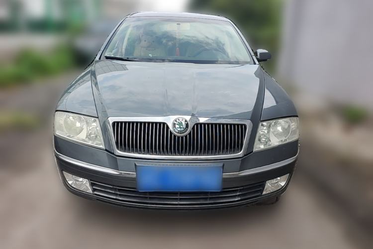 Used Skoda Octavia 2009 1.6L Manual Eado Edition Front