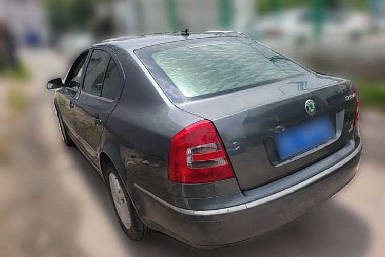 Used Skoda Octavia 2009 1.6L Manual Eado Edition Rear Left 45 Deg