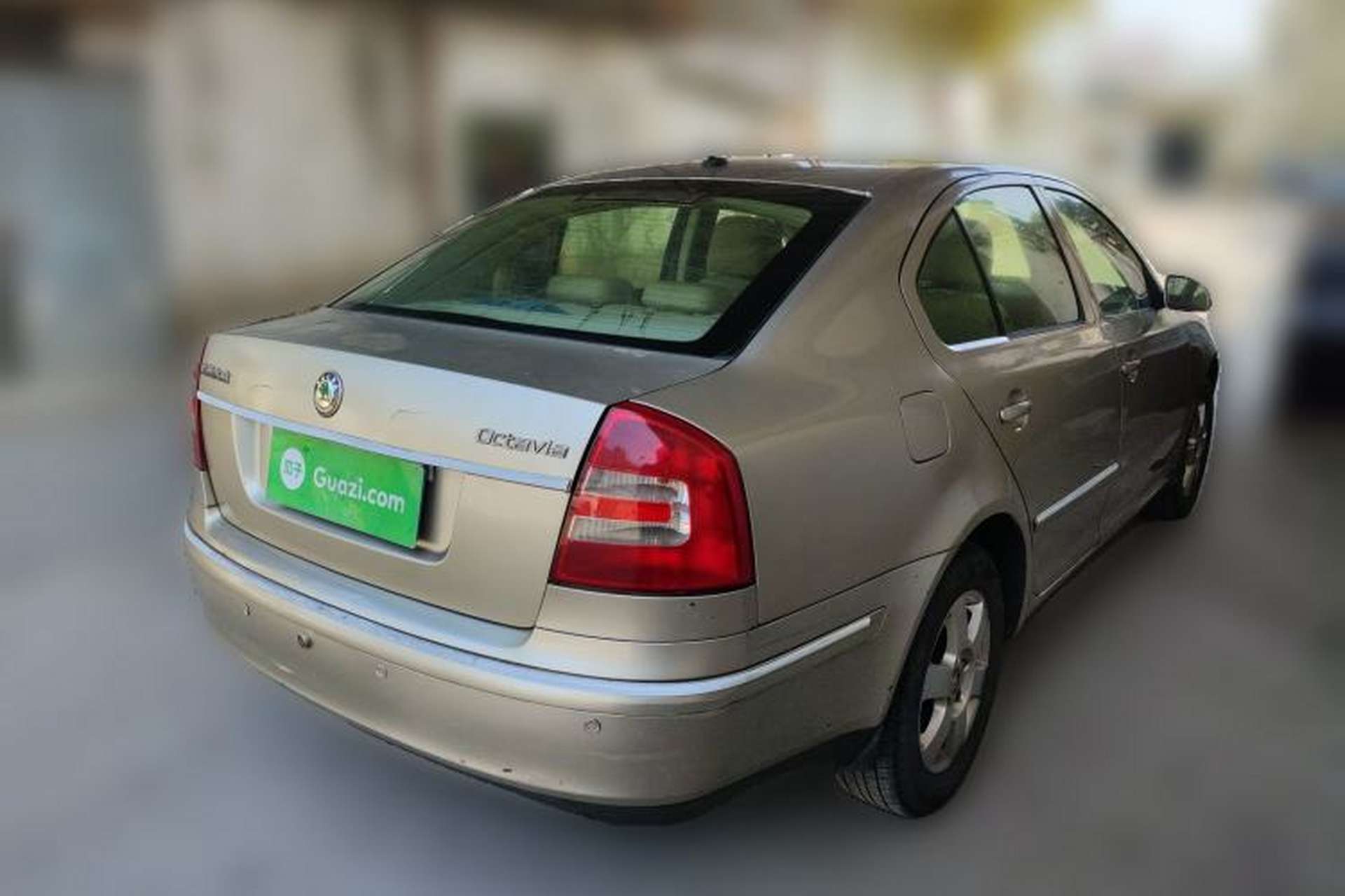 Used Skoda Octavia 2009 1.6L Manual Eado Edition Rear Right 45 Deg