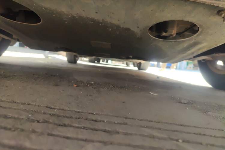 Used Skoda Octavia 2009 1.6L Manual Eado Edition Chassis Front