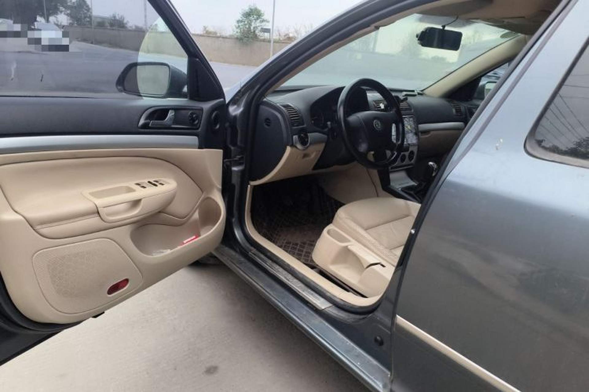 Used Skoda Octavia 2009 1.6L Manual Elegance Edition Driver Seat