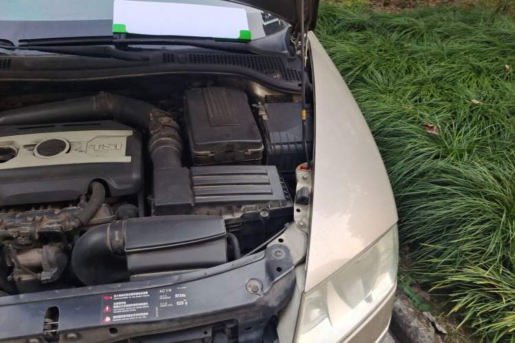 Used Skoda Octavia 2009 1.8 TSI Automatic Elegance Edition Engine Bay Left