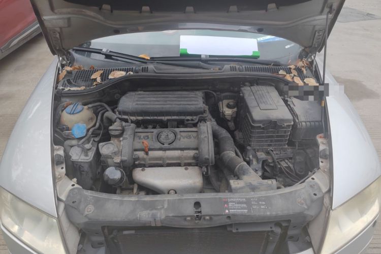Used Skoda Octavia 2009 1.6L Automatic Elegance Edition Engine Bay
