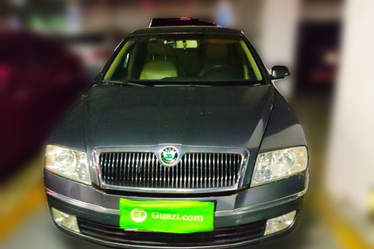 Used Skoda Octavia 2009 1.6L Automatic Elegance Edition Front