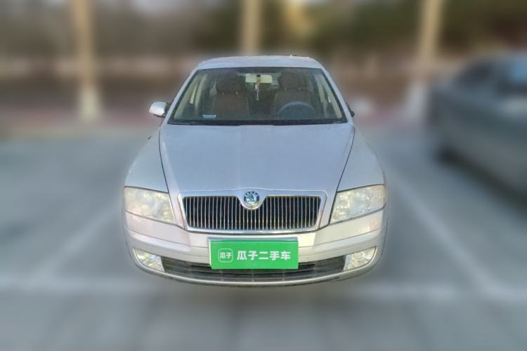 Used Skoda Octavia 2009 1.6L Manual Eado Edition Front