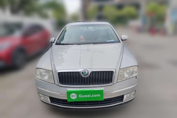Used Skoda Octavia 2009 1.6L Automatic Elegance Edition Front