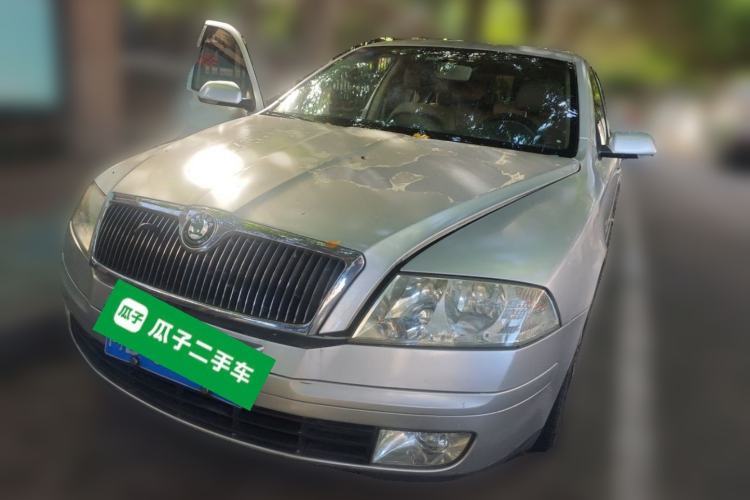 Ojetý Skoda Octavia 2009 1.6L Manual Eado Edition Guazi used car, China used car export, Used car for sale, Used cars, Cheapest cars for sale