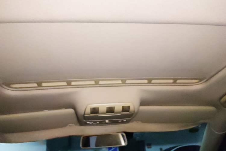 Used Skoda Octavia 2009 1.6L Automatic Elegance Edition Headliner