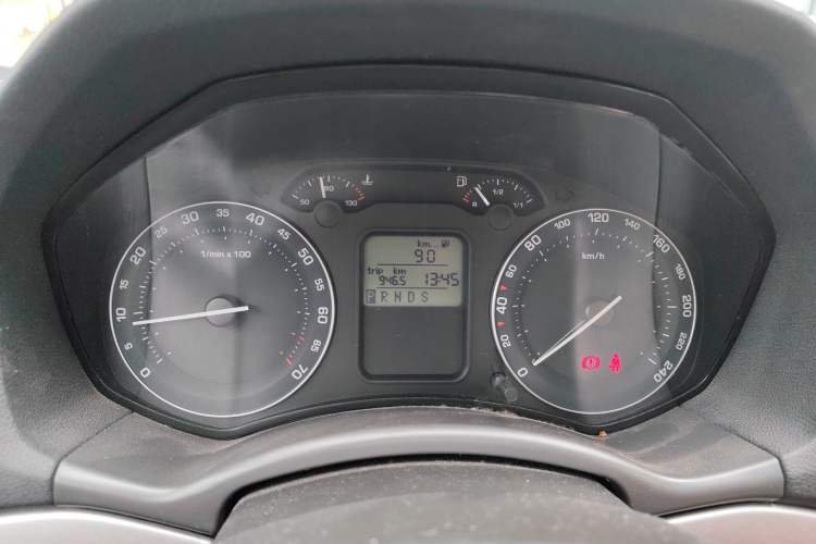 Used Skoda Octavia 2009 1.6L Automatic Elegance Edition Instrument Cluster