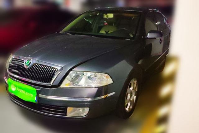 Ojetý Skoda Octavia 2009 1.6L Automatic Elegance Edition