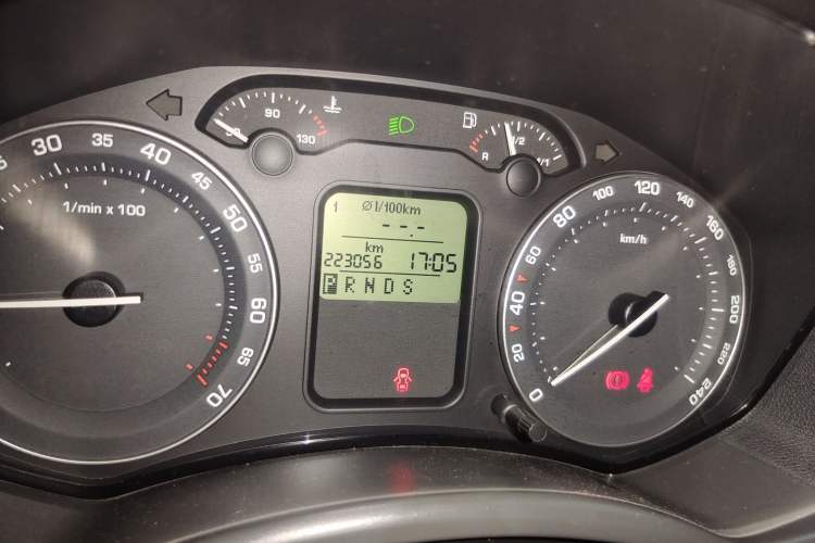 Used Skoda Octavia 2009 1.8 TSI Automatic Elegance Edition Odometer Close Up