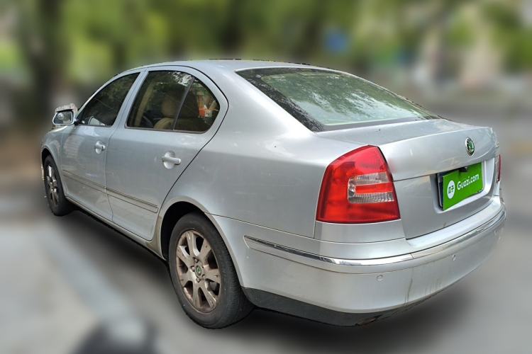 Used Skoda Octavia 2009 2.0L Automatic Elegance Version Rear Left 45 Deg