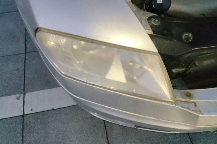 Used Skoda Octavia 2009 1.6L Manual Eado Edition Right Front Headlight