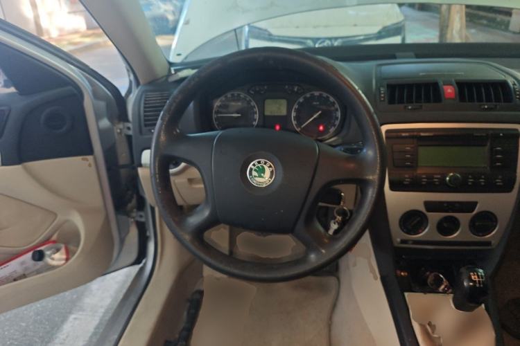 Used Skoda Octavia 2009 1.6L Manual Eado Edition Steering Wheel
