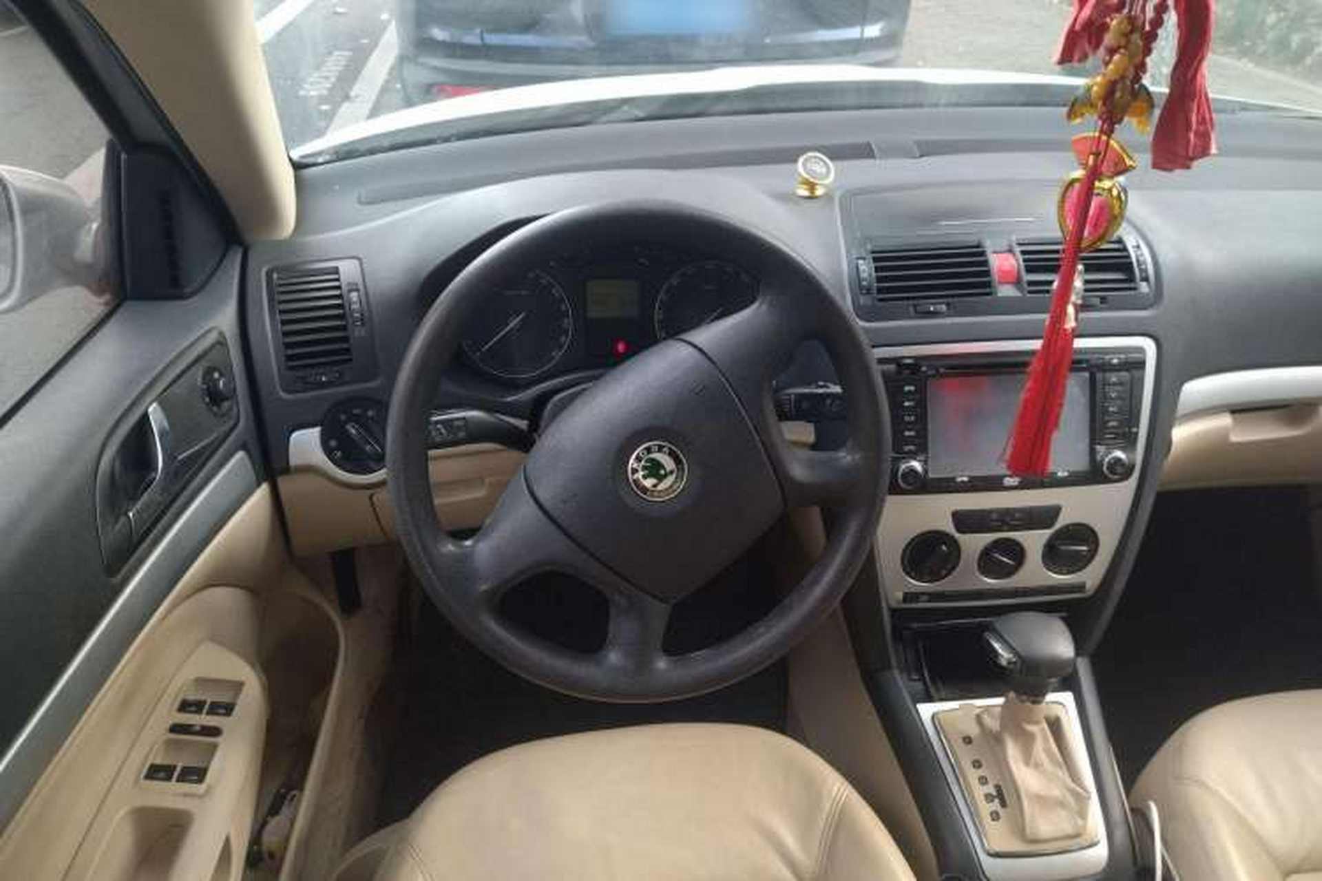 Used Skoda Octavia 2009 1.6L Automatic Elegance Edition Steering Wheel