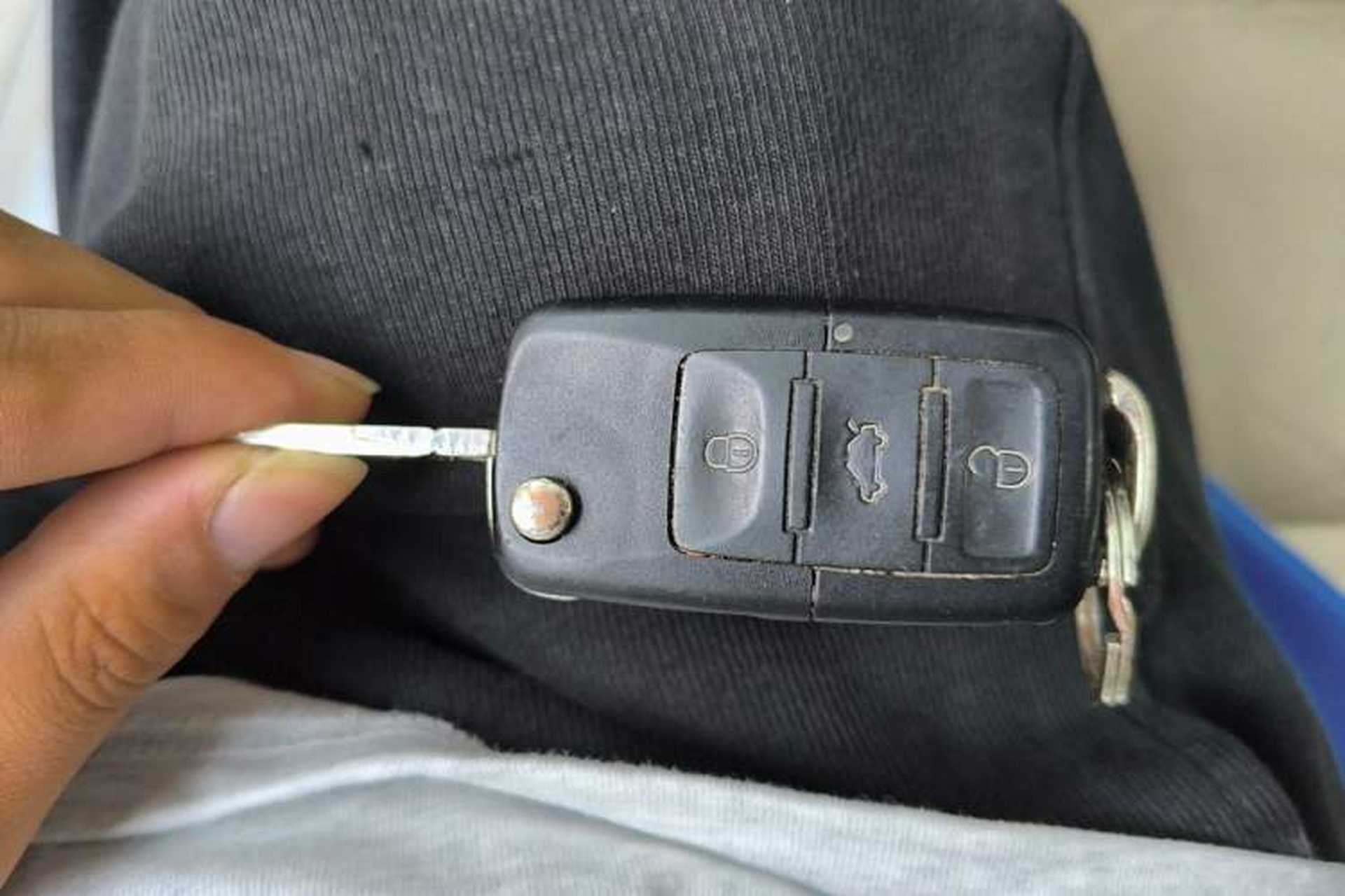Used Skoda Octavia 2009 2.0L Automatic Elegance Version Vehicle Key