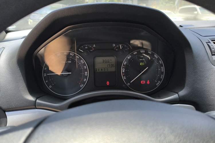 Used Skoda Octavia 2009 1.6L Automatic Eado Model Instrument Cluster