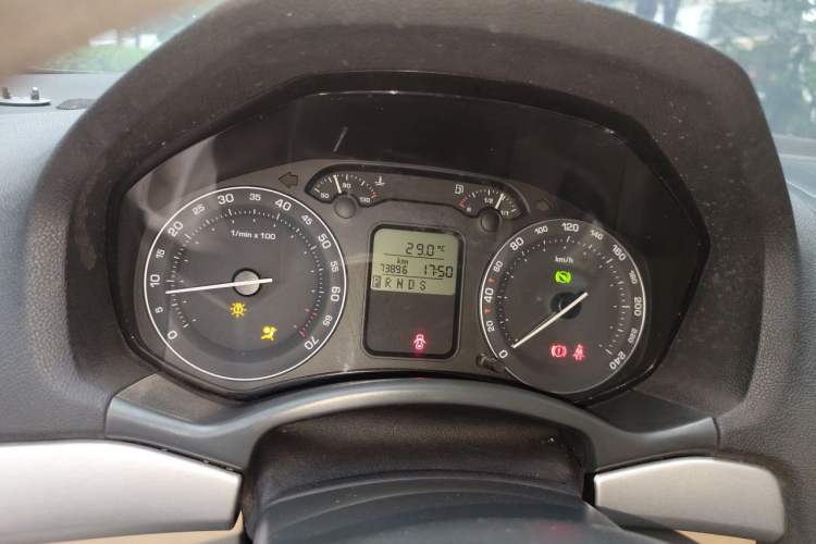 Used Skoda Octavia 2009 1.6L Automatic Elegance Edition Instrument Cluster