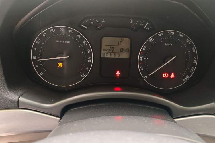 Used Skoda Octavia 2009 1.6L Automatic Elegance Edition Instrument Cluster