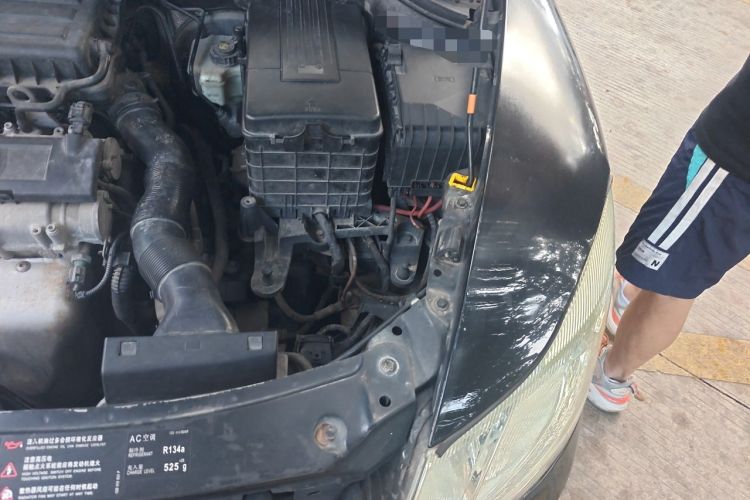 Used Skoda Octavia 2010 1.6L Automatic Eado Edition Engine Bay Left