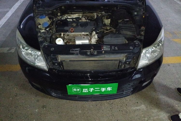 Used Skoda Octavia 2010 1.4 TSI Manual Yijun Edition Engine Bay