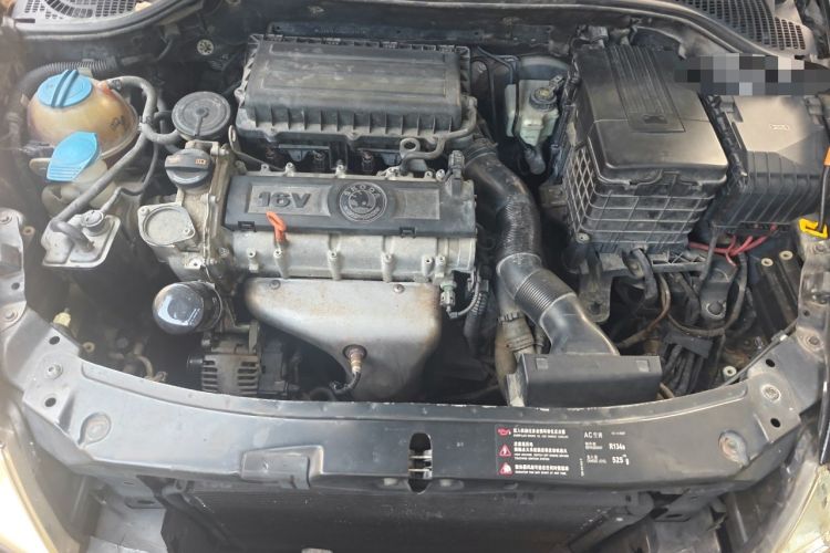 Used Skoda Octavia 2010 1.6L Automatic Eado Edition Engine Bay