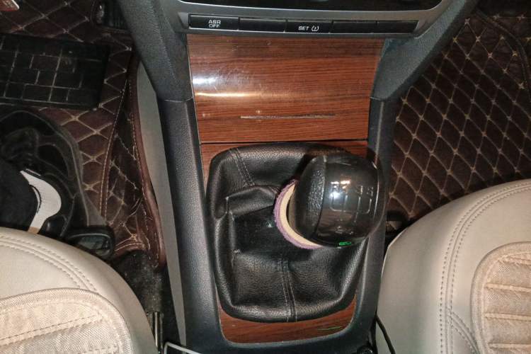 Used Skoda Octavia 2010 1.6L Manual - Yijun Version Gear Lever