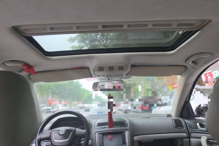 Used Skoda Octavia 2010 1.6L Manual - Yijun Version Headliner