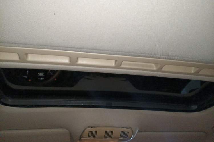 Used Skoda Octavia 2010 1.6L Manual - Yijun Version Headliner