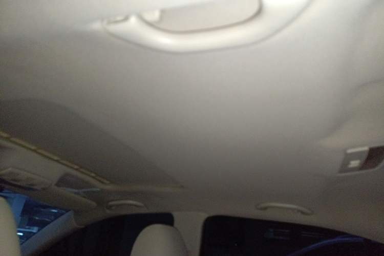 Used Skoda Octavia 2010 1.4 TSI Manual Yijun Edition Headliner
