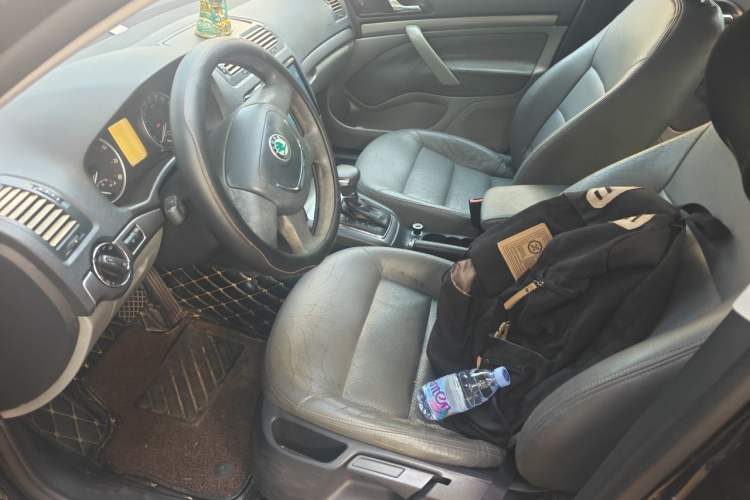 Used Skoda Octavia 2010 1.6L Automatic Eado Edition Left Front Seat