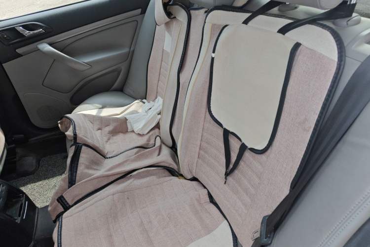 Used Skoda Octavia 2010 1.6L Automatic Yijun Edition Left Rear Seat
