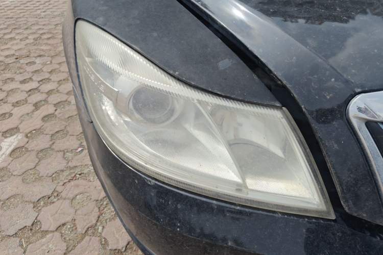 Used Skoda Octavia 2010 1.6L Automatic Yijun Edition Right Front Headlight