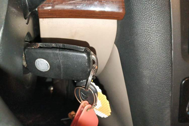 Used Skoda Octavia 2010 1.6L Manual - Yijun Version Vehicle Key
