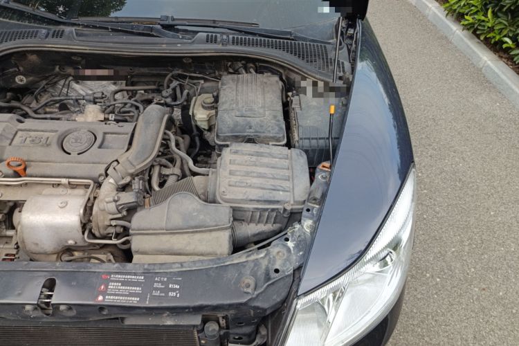 Used Skoda Octavia 2010 1.4TSI DSG Elegance Edition Engine Bay Left