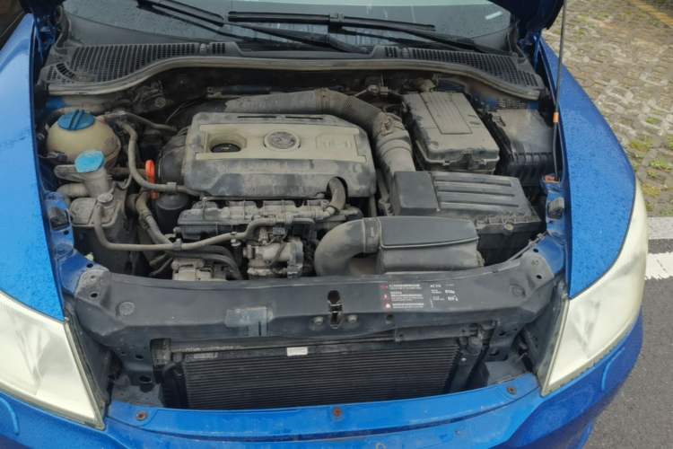 Used Skoda Octavia 2010 2.0 TSI RS Engine Bay