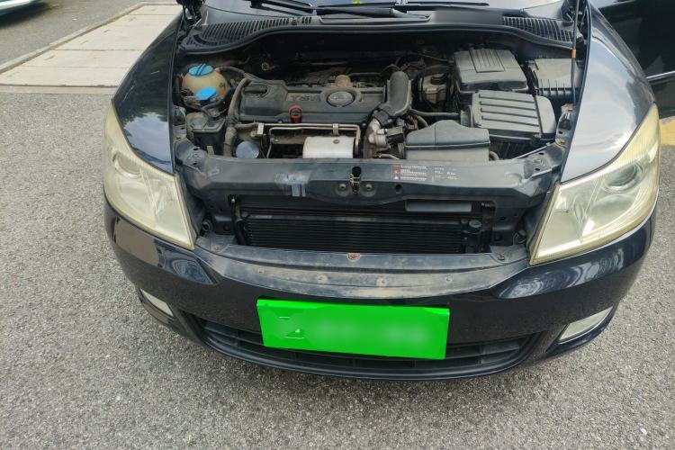 Used Skoda Octavia 2010 1.4TSI DSG Yijun Edition Engine Bay
