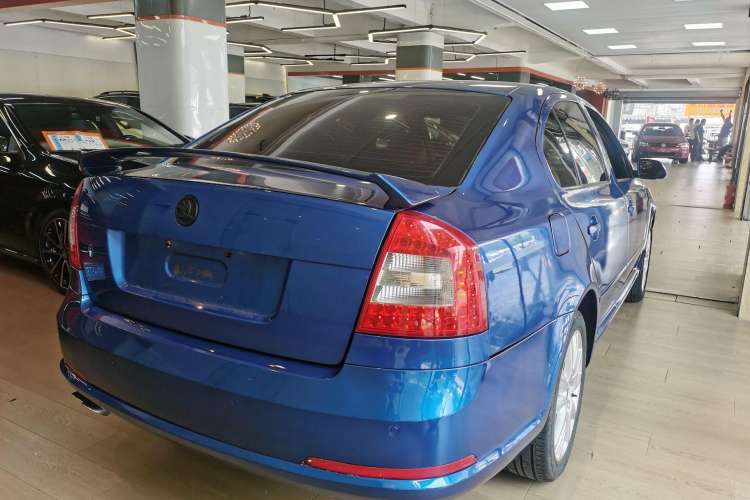 Used Skoda Octavia 2010 2.0 TSI RS Exterior 5