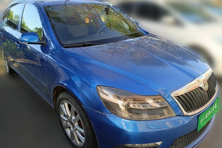 Used Skoda Octavia 2010 2.0 TSI RS Front Right 45 Deg