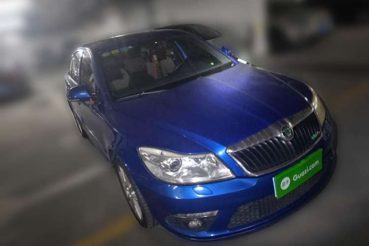 Used Skoda Octavia 2010 2.0 TSI RS Front Right 45 Deg