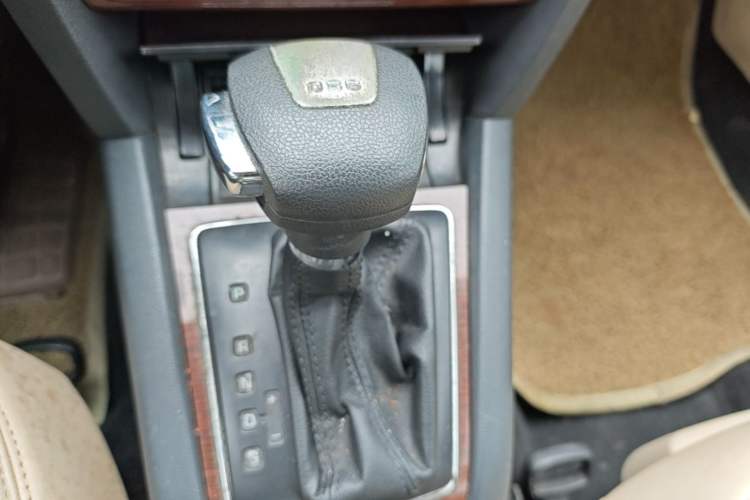 Used Skoda Octavia 2010 1.8TSI DSG Yijun Edition Gear Lever