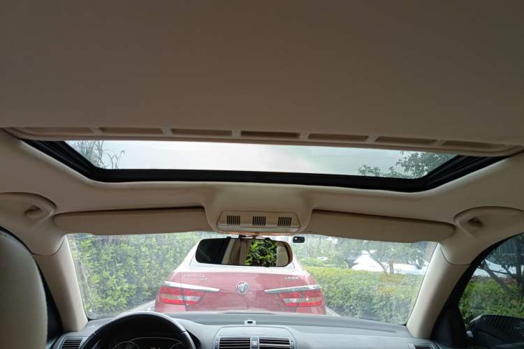 Used Skoda Octavia 2010 1.4TSI DSG Elegance Edition Headliner