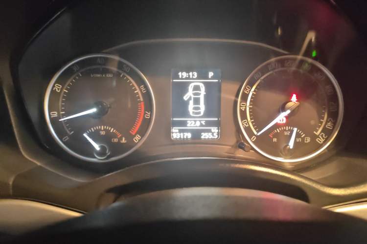 Used Skoda Octavia 2010 2.0 TSI RS Instrument Cluster