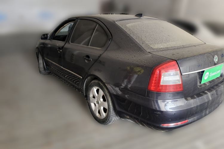 Used Skoda Octavia 2010 1.6L Automatic Yijun Edition Rear Left 45 Deg